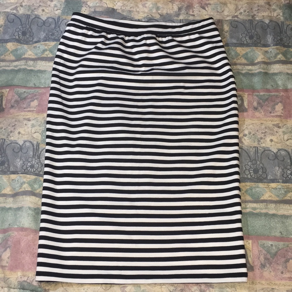 Strip skirt